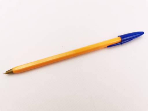 Ручка ТМ "BIKSON" шариковая 0,7мм, чернила синие, желтый корпус, арт. BN0516