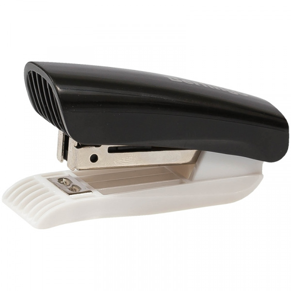 Мини-степлер №10 Berlingo "Blitz" до 10л., пластиковый корпус, черный Мини-степлер №10 Berlingo "Blitz" до 10л., пластиковый корпус, черный