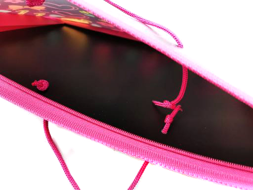 Папка школьная с ручками А4, ручки-шнурок 335/235/55 ТМ "Лимпопо" " LOVE IS" арт. LPR0442